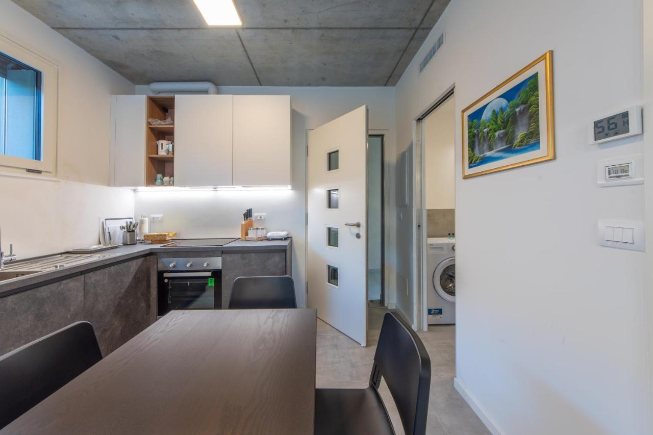 Housmart Toscana 53 Black Болонья Экстерьер фото