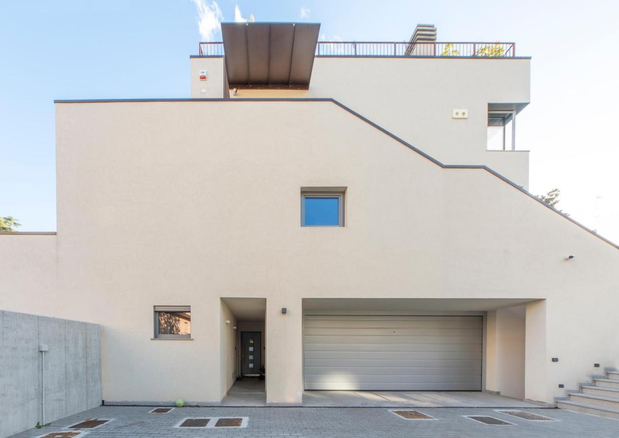 Housmart Toscana 53 Black Болонья Экстерьер фото